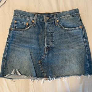 Levi’s Denim Skirt Size 28